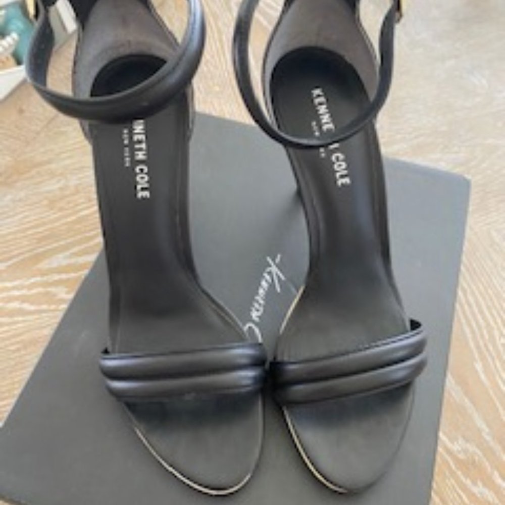 Kenneth Cole
